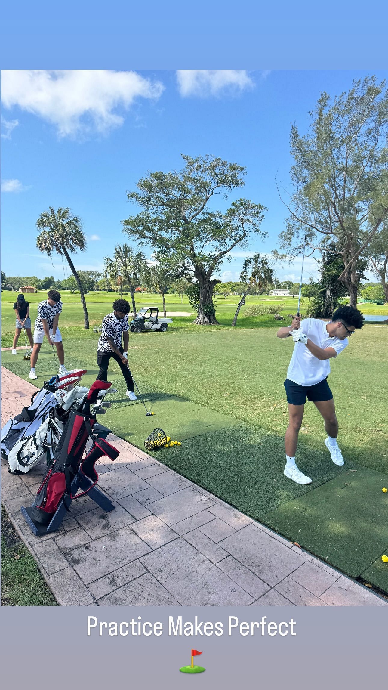 Carlos Boozer shares 3-word message as sons Cayden and Cameron Boozer try their hand at golf days ahead of Duke career (Image: Instagram via @mrcbooz)